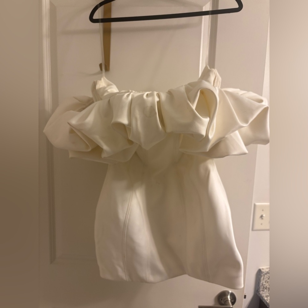 House of CB Cream strapless dress medium